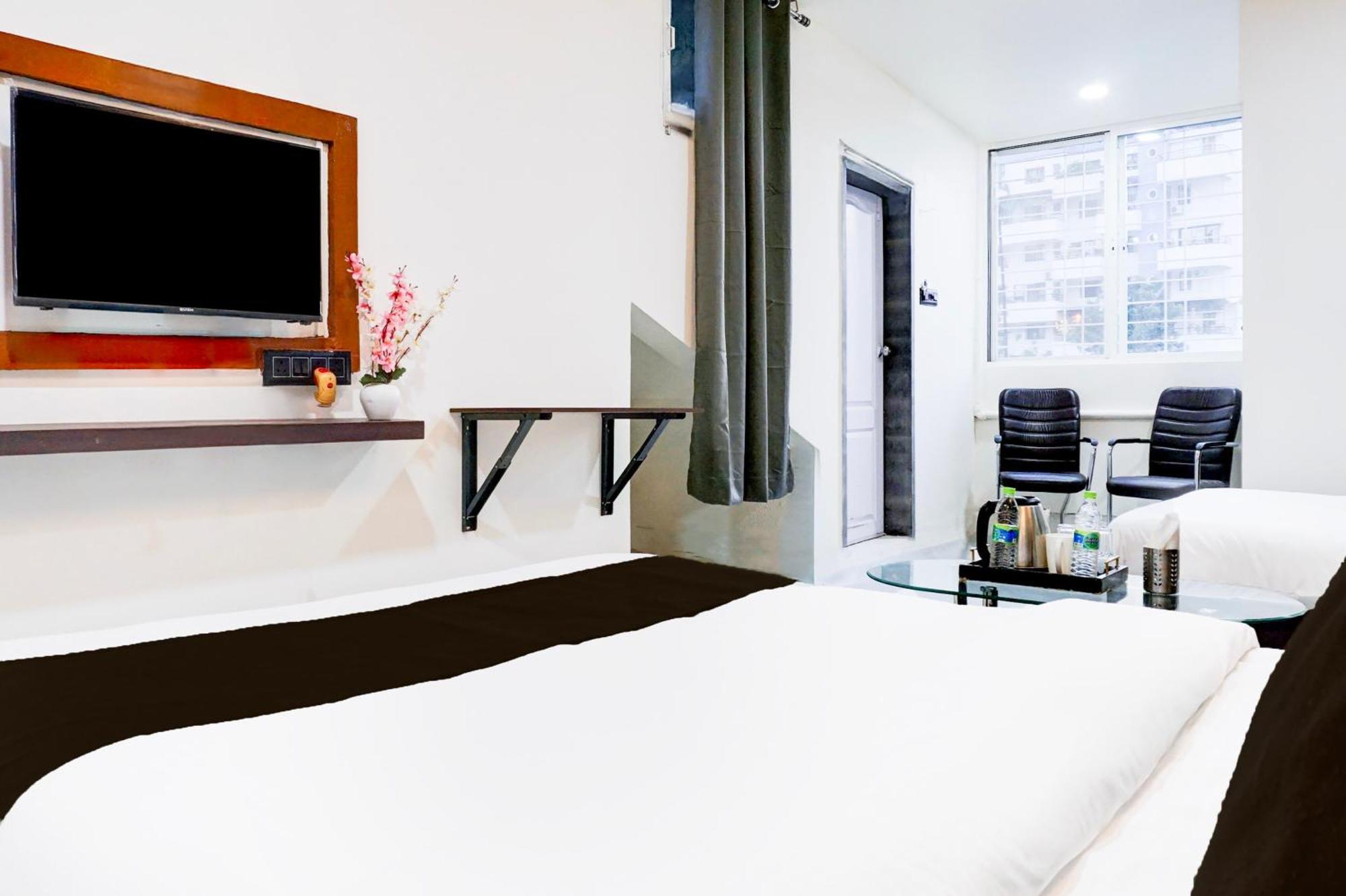 Hotel O The Highstreet Hometel Пюн Екстериор снимка